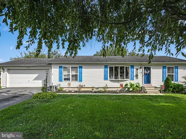 270 Robin Ann Ct, York, PA 17406