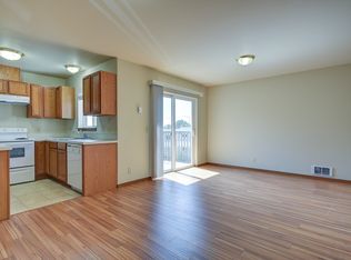 M0833 Arbor Terrace Condo's, Oak Harbor, WA 98277