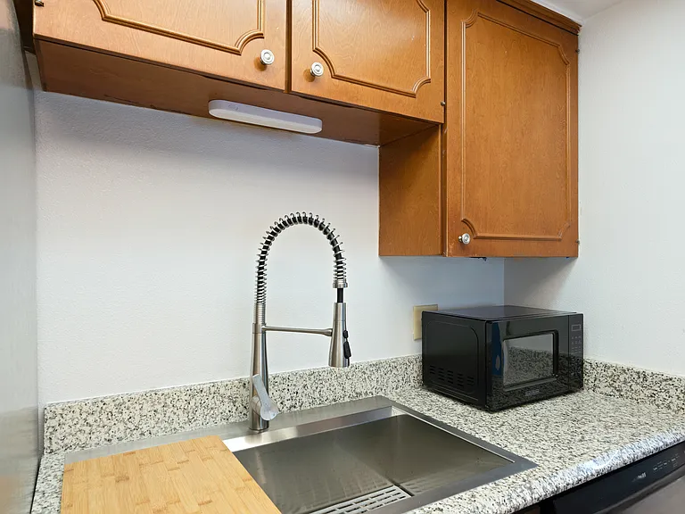 8401 N New Braunfels Ave #240 — Photo 20