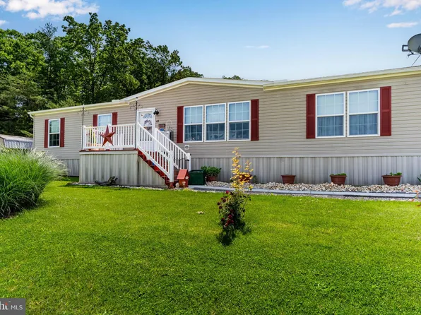 45 Meadowview Dr, New Bloomfield, PA 17068