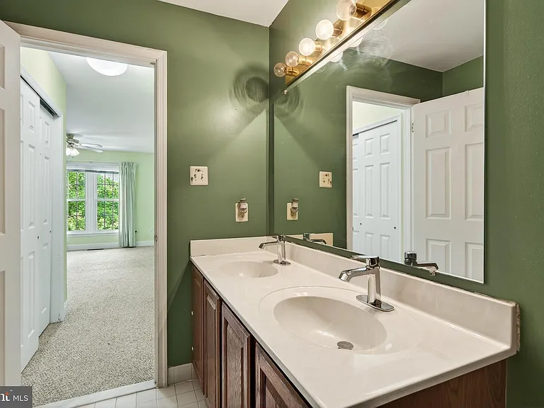 3 Oak Leaf Ln — Photo 34