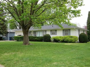 2619 Manor St, Waterloo, IA 50702