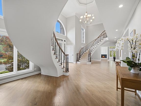 5th image of 56 Hillburn Ln