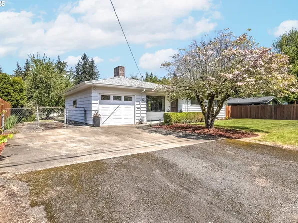 8729 NE Brazee St, Portland, OR 97220