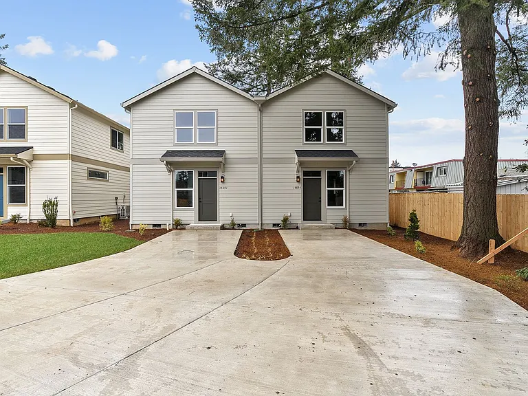 15893 SE Washington Ct — Photo 28