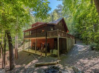 28 Dupont Dr, Blue Ridge, GA 30513