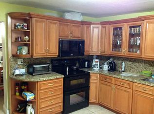 464 E 44th St, Hialeah, FL 33013