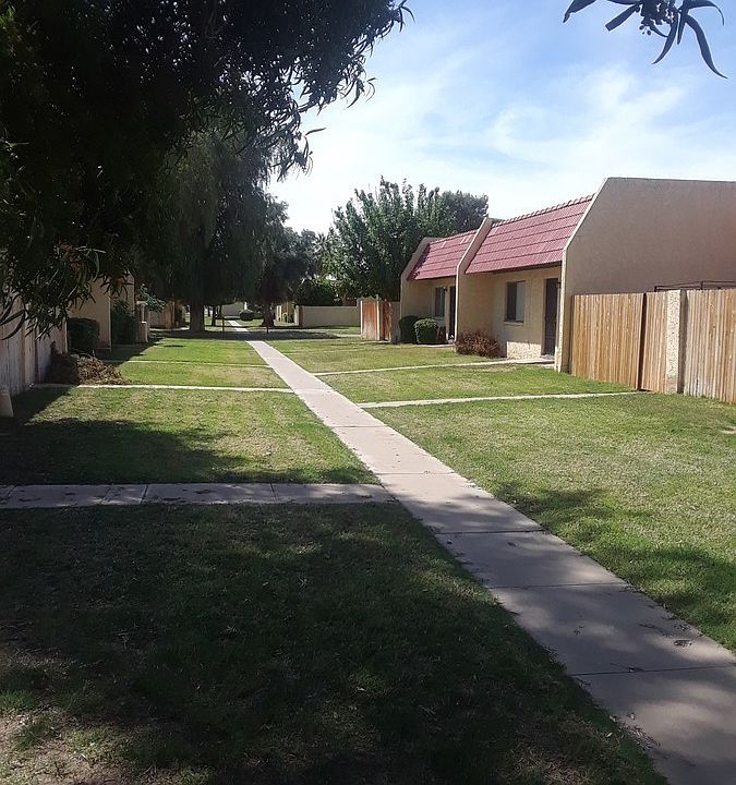 1st image of 3305 W Golden Ln