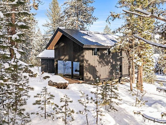 2nd image of 462 Timbercrest Loop