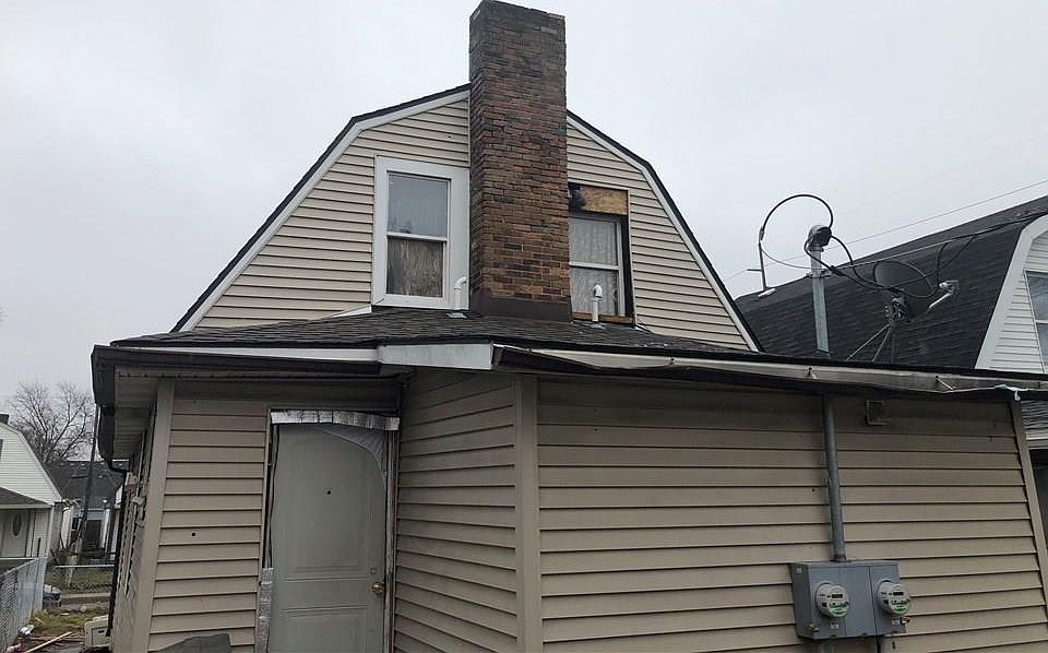2nd image of 1634 Asbury St