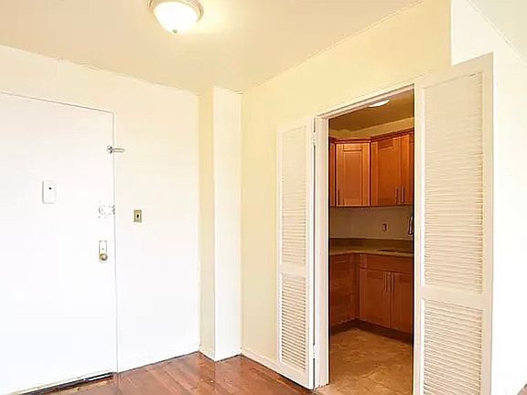 5th image of 288 W 238th St APT 2C