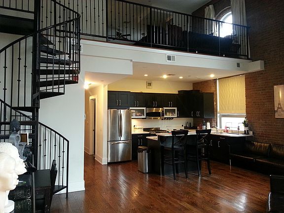 2nd image of 704 Grand St 5 #5