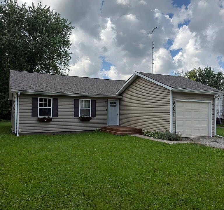 1st image of 308 Bauer Ave