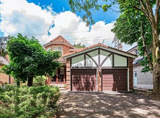 10 Parklawn Cres, Markham, ON L3T 6X1