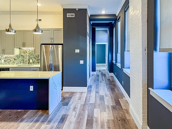 4th image of 1330 Dolman St #210