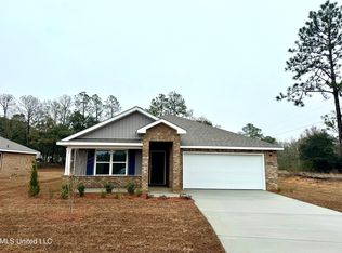 10068 Woodbury Dr, Gulfport, MS 39503