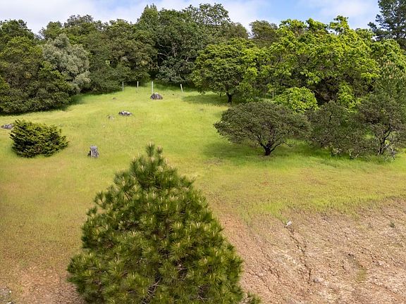 2nd image of 2501 Incline Drive