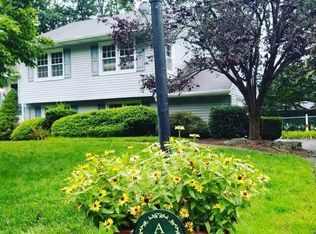 66 Valley View Ter, Wayne, NJ 07470