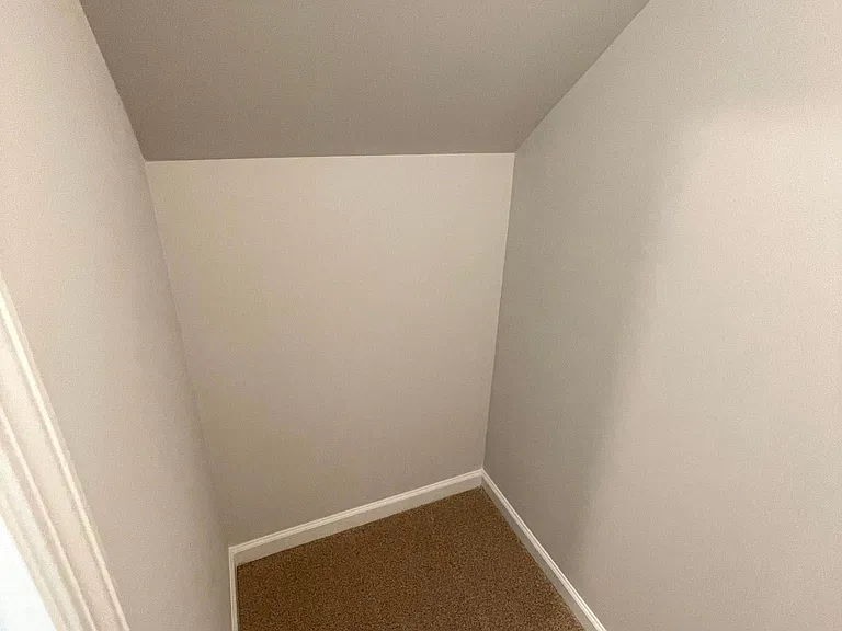 1036 Commack Dr — Photo 27