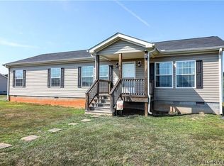 1617 Liberty Rd, Alberta, VA 23821