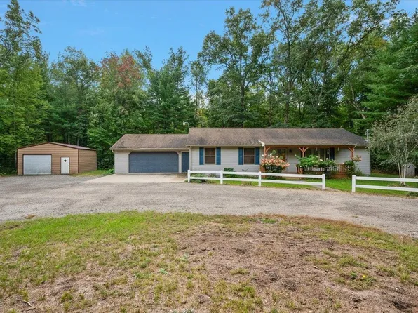 636 Wilderness Dr, Alger, MI 48610