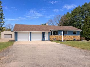 N10480 Queens Way, Necedah, WI 54646