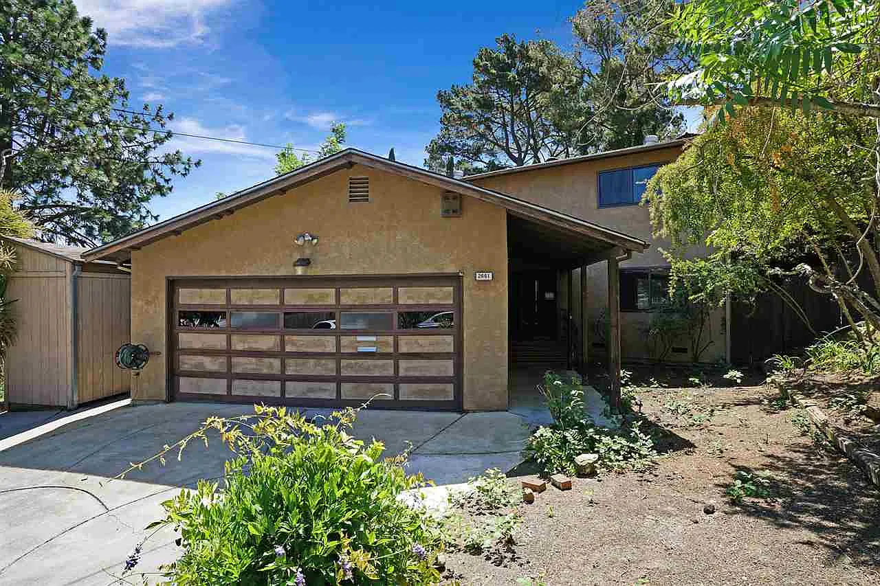 2661 Miramar Ave photo 1