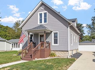 205 E South St, Peotone, IL 60468