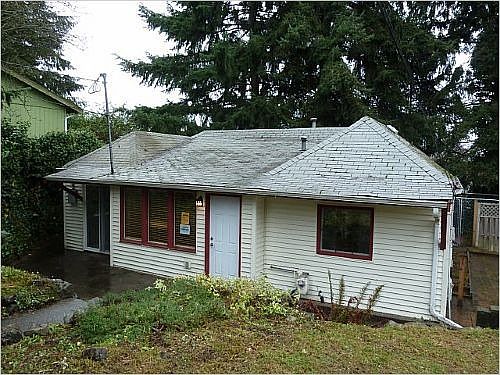 2nd image of 2730 Sunset Dr W