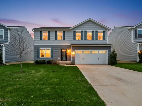 172 Wildflower Dr, Elyria, OH 44035