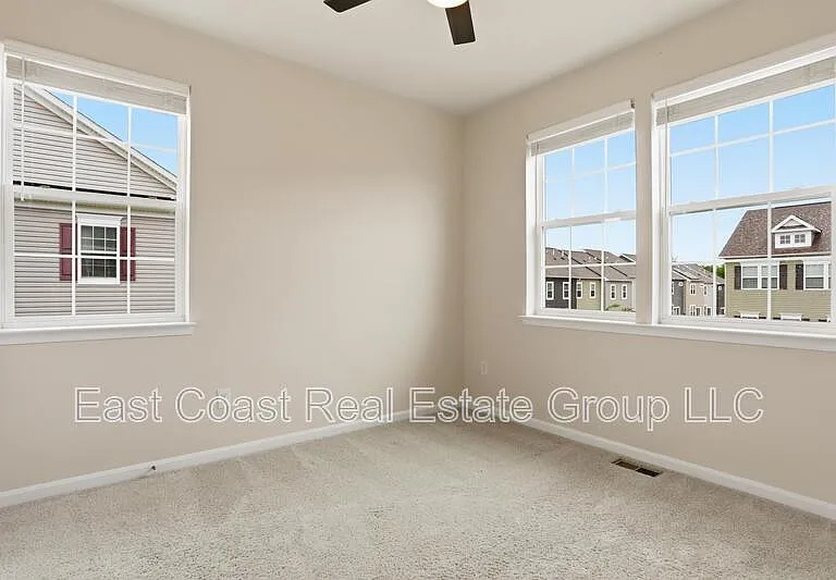 5123 Ironsides Dr — Photo 24