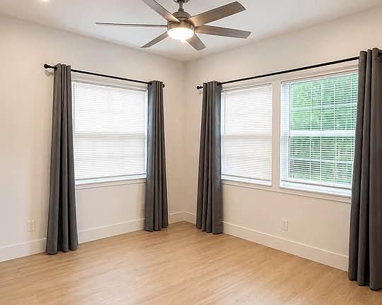 2nd image of 410 S Ocean Breeze St #2