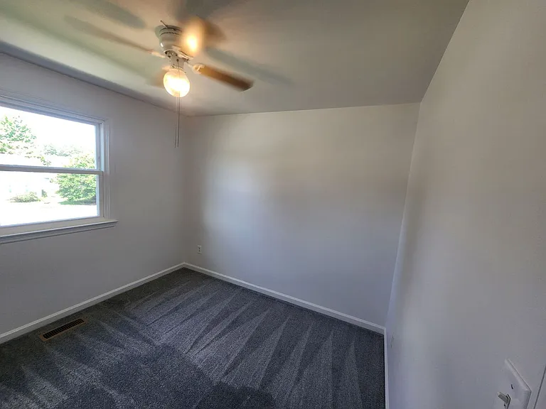 4364 Cypress Dr — Photo 8