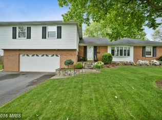 18720 Clover Hill Ln, Olney, MD 20832