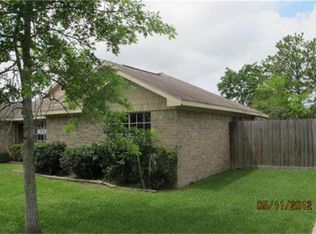 5309 Night Shade Dr, Dickinson, TX 77539