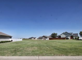 1608 Copper Creek Ct, Hays, KS 67601