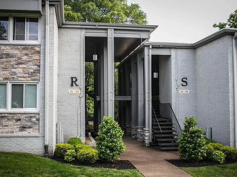 1900 Richard Jones Rd #2 — Photo 1