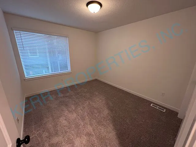 11896 SE Smith Rock — Photo 16