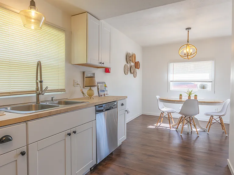 2906 Blue Star Hwy #3 — Photo 9