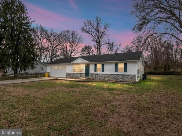 51 Claiborne Rd, Edgewater, MD 21037