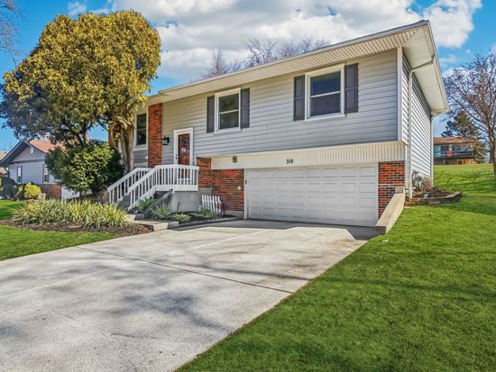 316 Bedford Rd, Bolingbrook, IL 60440