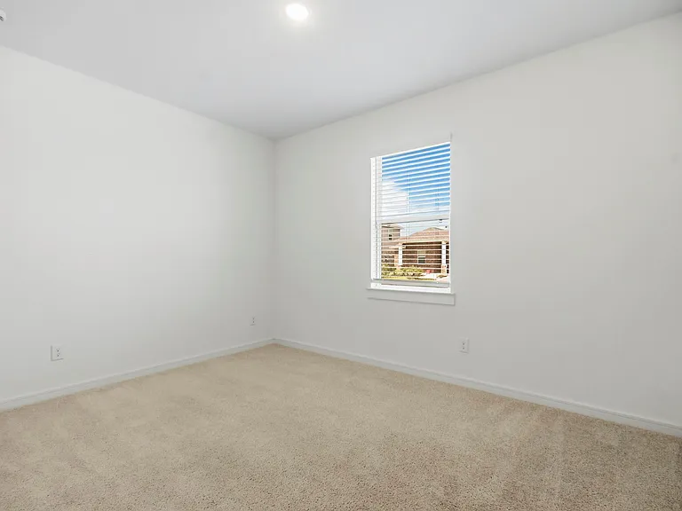 8427 Bay Ridge Cir — Photo 8