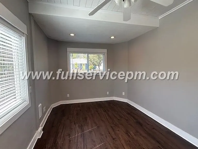 9322 31st Ave SW — Photo 19