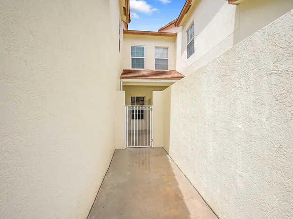 12620 Shoreline Drive #B104, Wellington, FL 33414