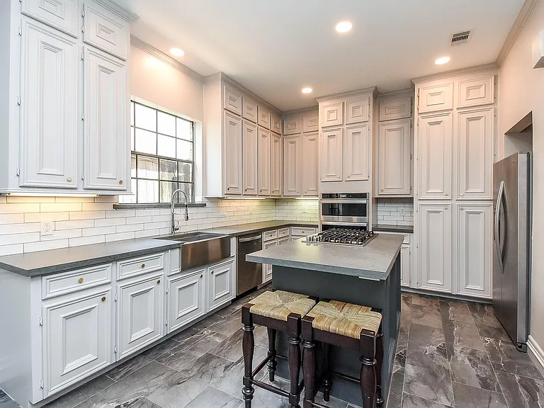 1601 Nantucket Dr #A — Photo 12