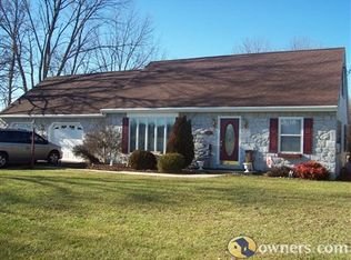 10895 Burkett Rd, Greencastle, PA 17225