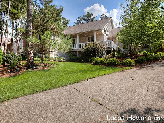 5th image of 3392 Meadowood Trail Dr SE