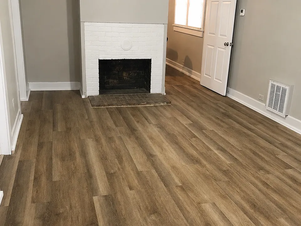 114 N Saint Clair Abrams Ave