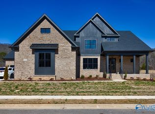 13 Blue Meadow Way, Gurley, AL 35748