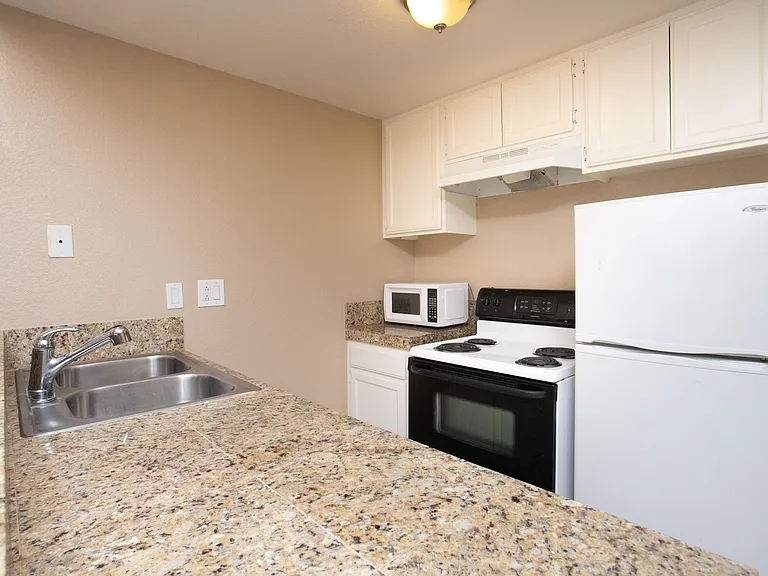 73355 Guadalupe Avenue — Photo 85